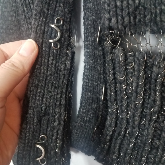 Duffy Gray Knit Wool Cashmere Blend Sweater - Picture 5 of 13